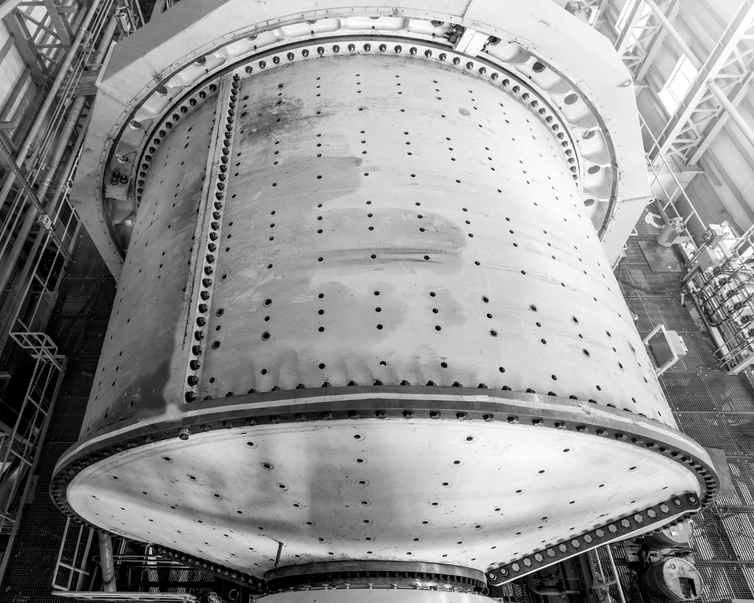 Ball mill shell from above, black and white